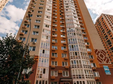 квартира за адресою Софії Русової вул., 7-Г