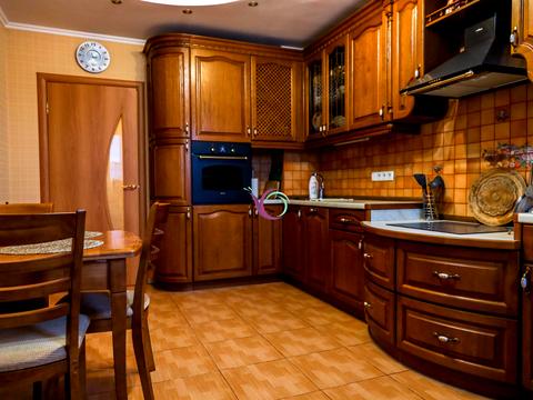 квартира за адресою Срібнокільська, 2а