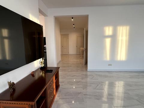 квартира за адресою Андрія Верхогляда вул. (Михайла Драгомирова), 14-А