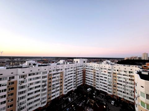 квартира за адресою Василя Симоненка вул., 2