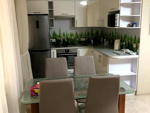 квартира за адресою Дмитра Яворницького просп. (Карла Маркса), 4