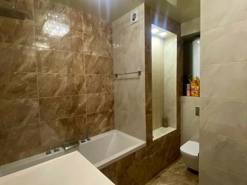 квартира за адресою Анни Ахматової вул., 30