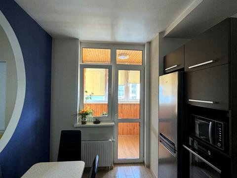 квартира по адресу Ревуцкого ул., 7-В