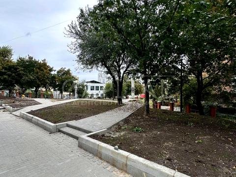 комерційна за адресою Фрометівська вул., 2