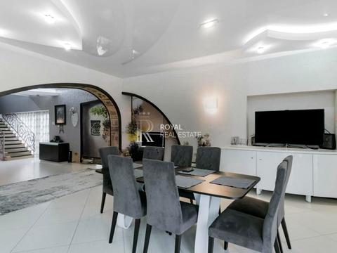 будинок за адресою Прикордонна вул., 1