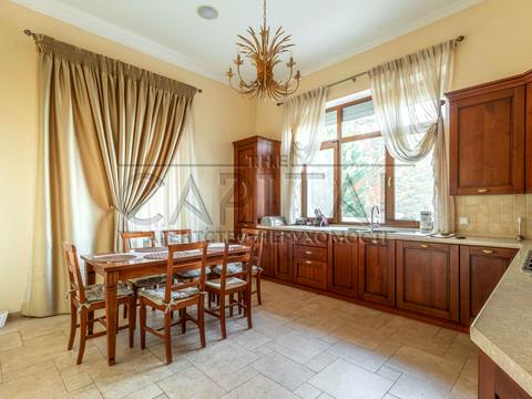 будинок за адресою Лісна