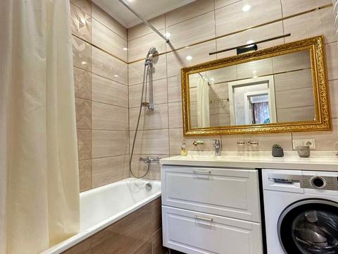 квартира по адресу Днепровская набережная ул., 18-А