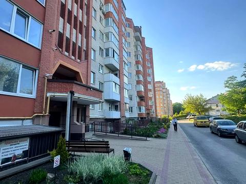 квартира за адресою Довженка вул., 26