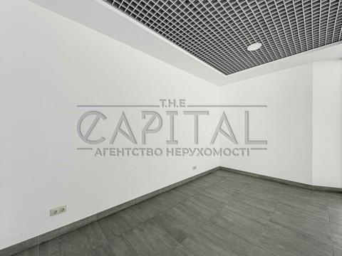 коммерческая по адресу Антоновича ул. (Горького), 131