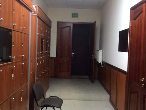 комерційна за адресою Євгена Коновальця вул. (Щорса), 36-Б
