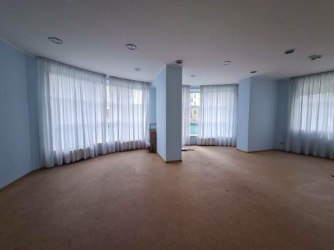 комерційна за адресою Кловський узвіз, 2 б