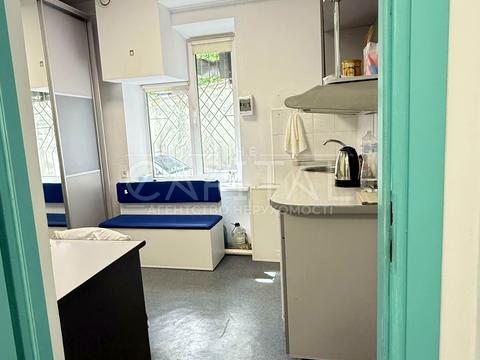 комерційна за адресою Володимира Винниченка вул. (Юрія Коцюбинського), 14
