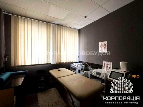 коммерческая по адресу Льва Толстого, 27