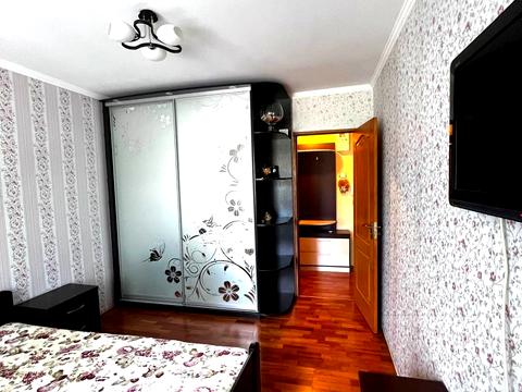 квартира за адресою Дніпро, Червоний камінь, 18