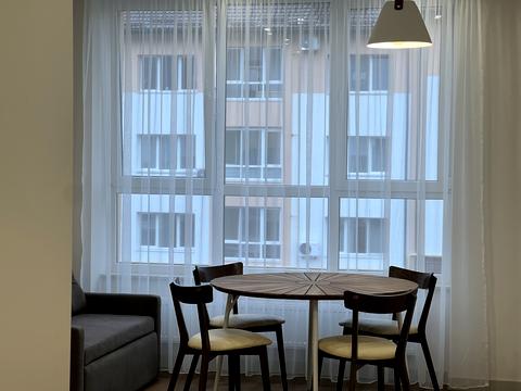 квартира за адресою Героїв Крут вул., 8