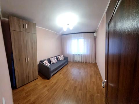 квартира за адресою Софії Русової вул., 5-Б