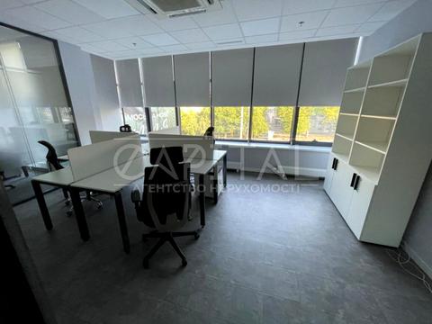 комерційна за адресою Митрополита Василя Липківського вул. (Урицького), 14