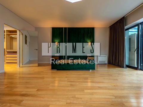 будинок за адресою Молодіжна вул.