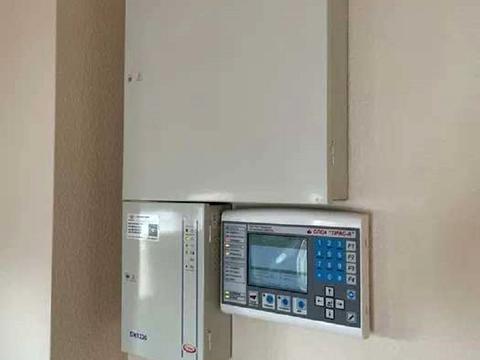 комерційна за адресою Павла Тичини просп., 18-Б