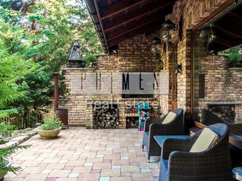 будинок за адресою Осіння