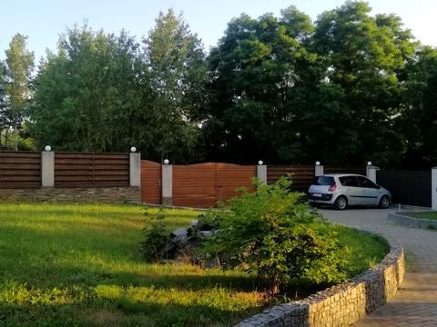 будинок за адресою Дениши