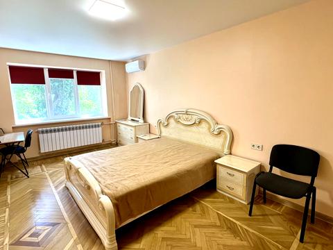 квартира за адресою Середньофонтанська вул., 53/55