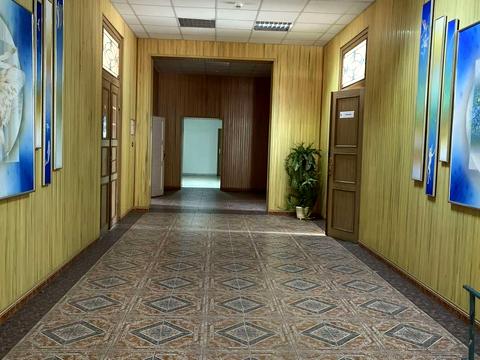 комерційна за адресою Степана Чобану вул. (Добровольського), 1