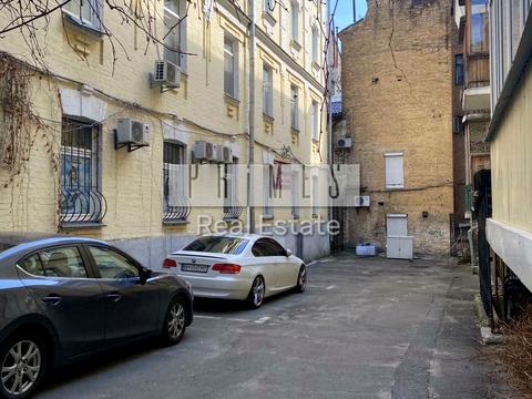 коммерческая по адресу Малая Житомирская ул., 20-В