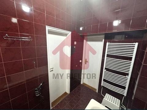 будинок за адресою Корятовича пл., 7