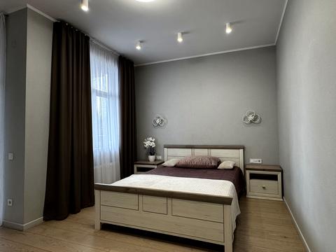 квартира за адресою Казимира Малевича вул. (Боженка), 48