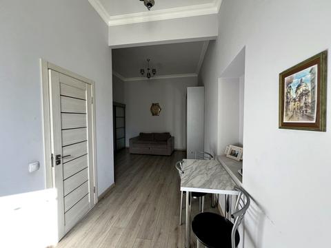 квартира за адресою Генерала Петра Григоренка пл. (Перемоги), 4