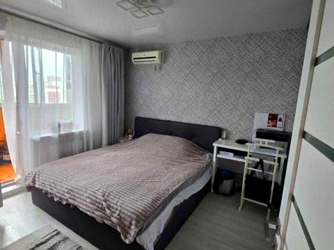 квартира за адресою Академіка Заболотного вул., 12