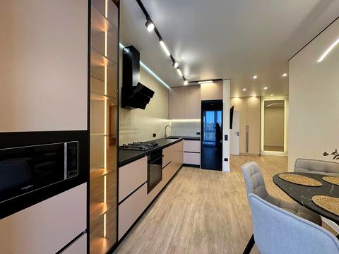 квартира за адресою Петра Маланюка вул., 13