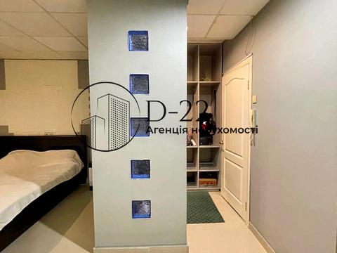 квартира за адресою Ревуцького вул., 7