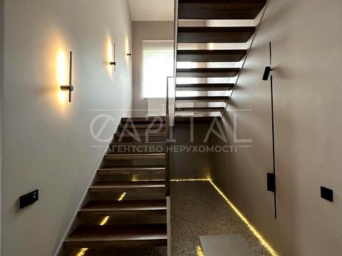 будинок за адресою Зоряна