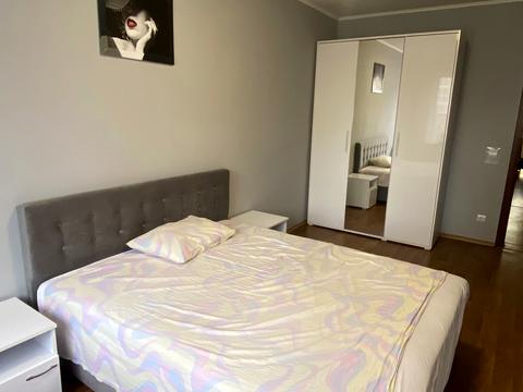 квартира за адресою Бориса Гмирі вул., 12-Б