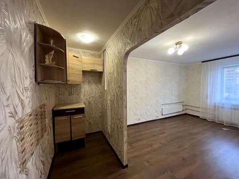 комната по адресу Азербайджанская ул. (Бакинських Комісарів), 8-Б