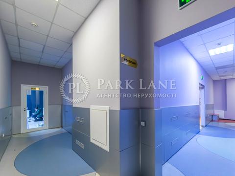 коммерческая по адресу Евгения Коновальца ул. (Щорса), 32-Б