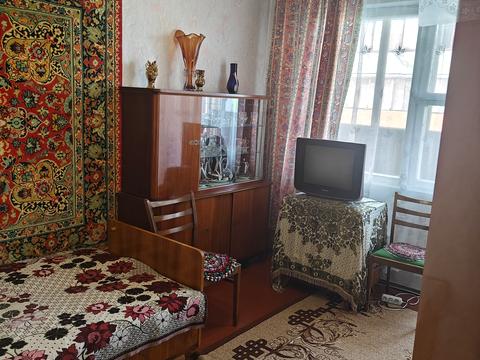 кімната за адресою Червоної Калини просп. (Володимира Маяковського), 12-Б