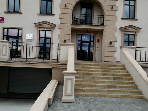квартира за адресою с. Фонтанка, Травневий пров., 8