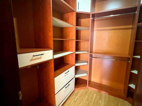 квартира за адресою Тіниста вул., 15