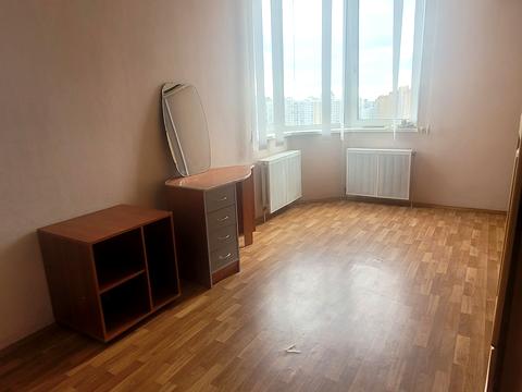 квартира за адресою Миколи Бажана просп., 1-М