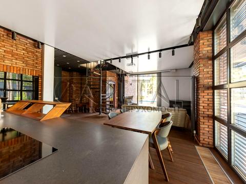 будинок за адресою Лебедівка