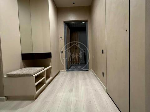 квартира за адресою Літературна вул., 10б