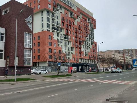 квартира за адресою Академіка Сахарова вул., 20