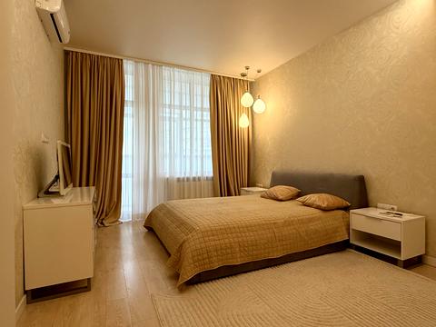 квартира за адресою Андрія Верхогляда вул. (Михайла Драгомирова), 20