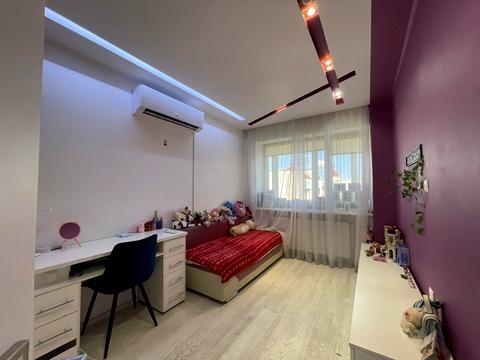 квартира за адресою Степана Бандери просп., 62