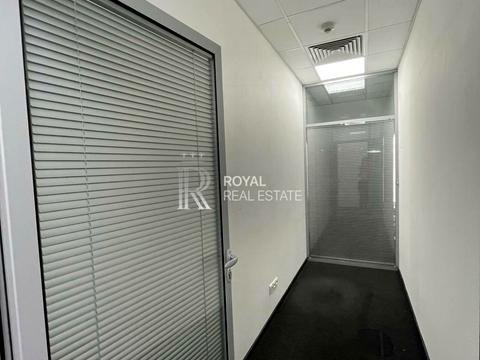 комерційна за адресою Київ, Богдана Хмельницького вул., 52