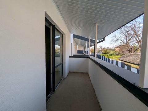 будинок за адресою Молодіжна вул.