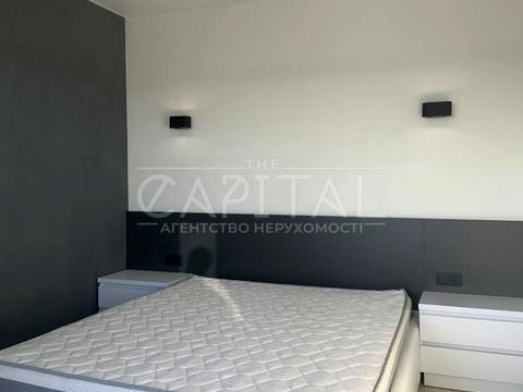 квартира за адресою Дніпровська набережна вул., 20-А
